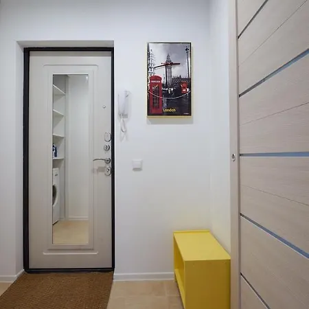 Студия У Метро Пушкинская Apartament Mińsk